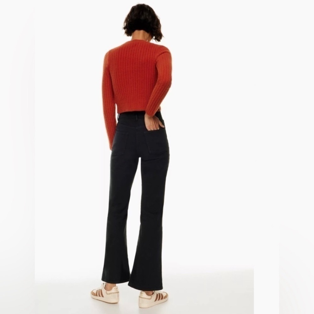 SOLD Aritzia Wilfred Free Two Step Flared Pants High Waisted Jeans Black Minimal - Picture 5 of 11